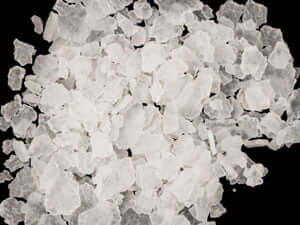 Salt has the power to split rocks